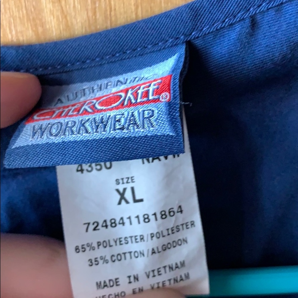Navy scrub jacket - Picture 3 of 5
